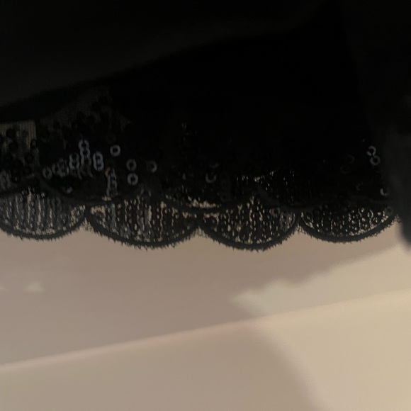 Jason Wu for Target black simple elegant dress - fitted top - pleated skirt - Picture 6 of 6